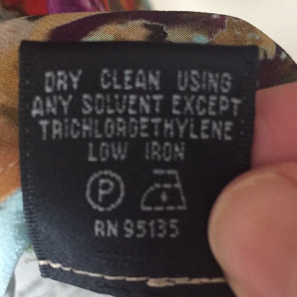 LaFayette 148 NY Silk Blouse/Skirt Floral Wrap - Picture 5 of 9